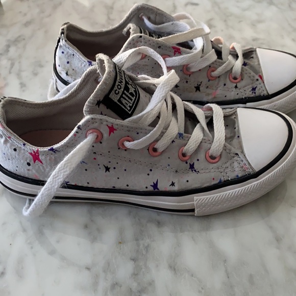 Youth Converse - Picture 2 of 5